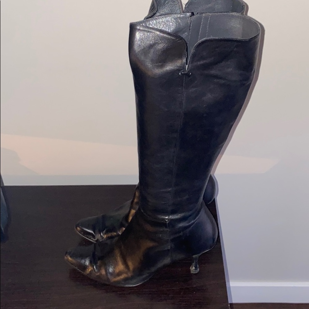 Stuart Weitzman heeled black boots